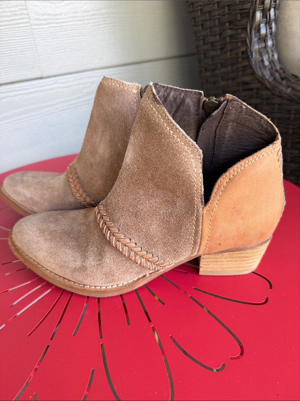 Women's Suede Two-Tone Ankle Booties in Tan and Light Brown